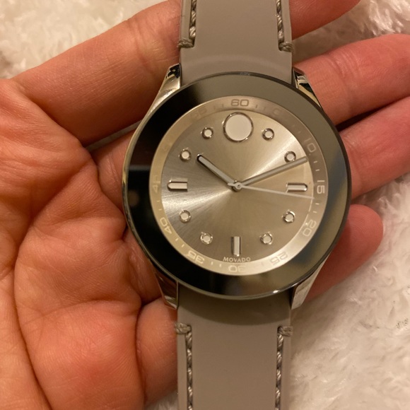 Movado watch - Picture 3 of 8